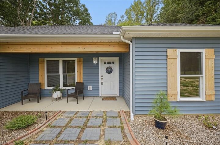 Property Photo: 366 Pipe N Tree Dr VA 23071