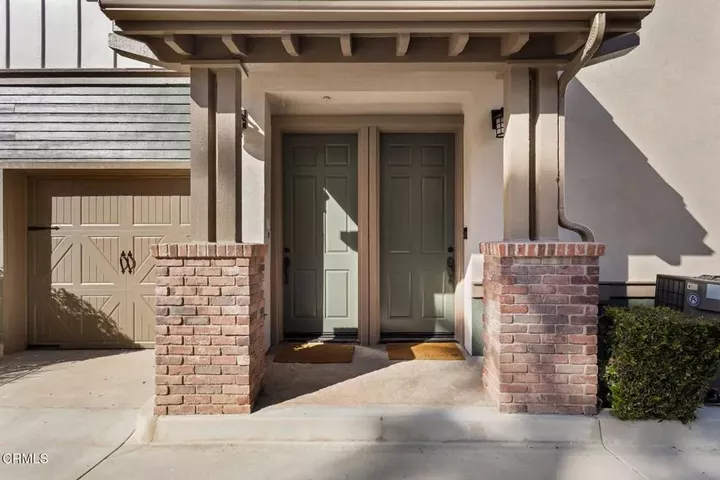 Property Photo:  1524 Windshore Way  CA 93035 