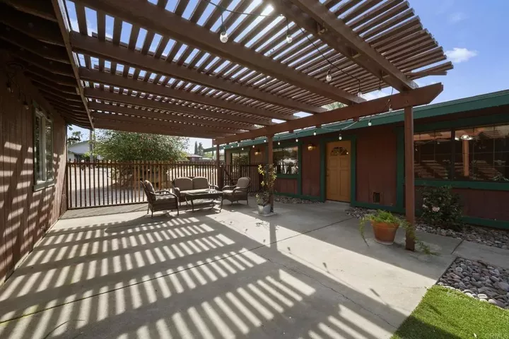 Property Photo:  13314 Lakeshore Drive  CA 92040 