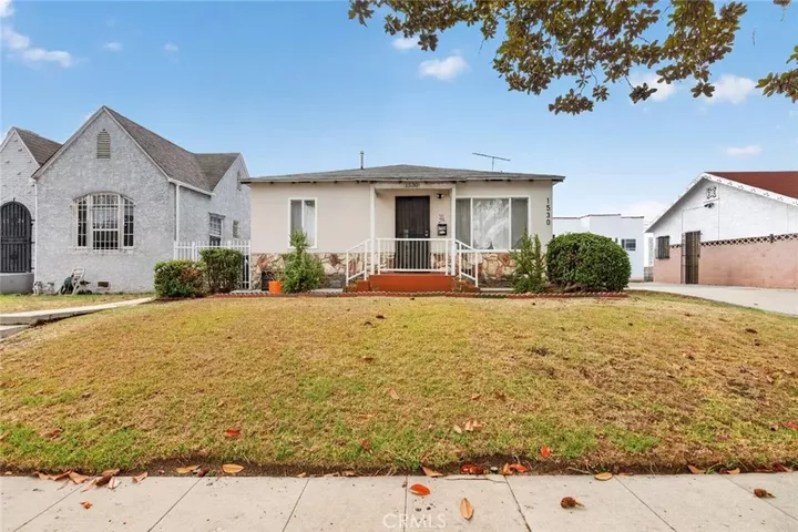 Property Photo: 1530 W 81st Street CA 90047