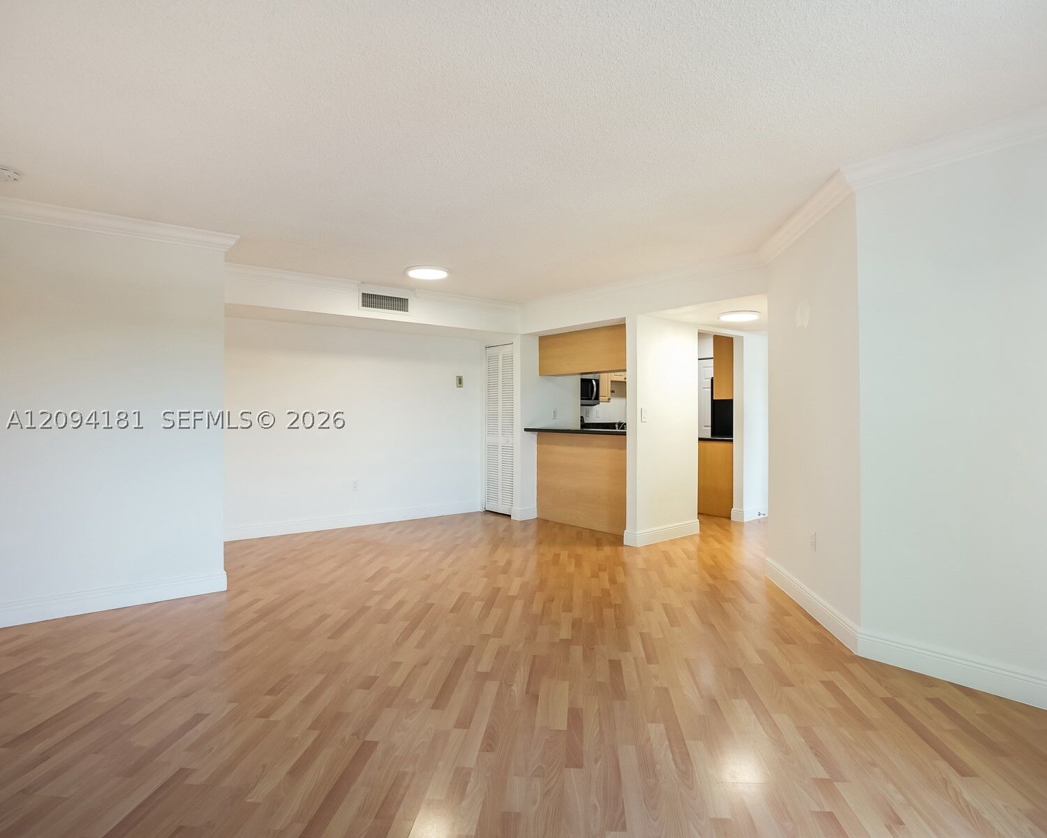 Property Photo:  10765 SW 108th Ave 305  FL 33176 