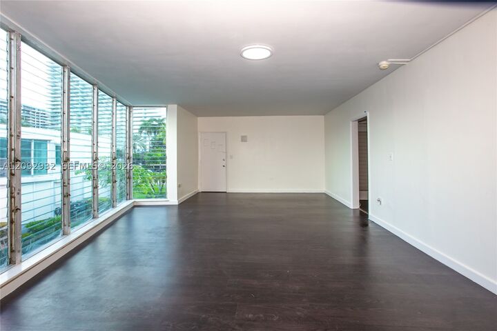 Property Photo:  10178 Collins Ave 202  FL 33154 