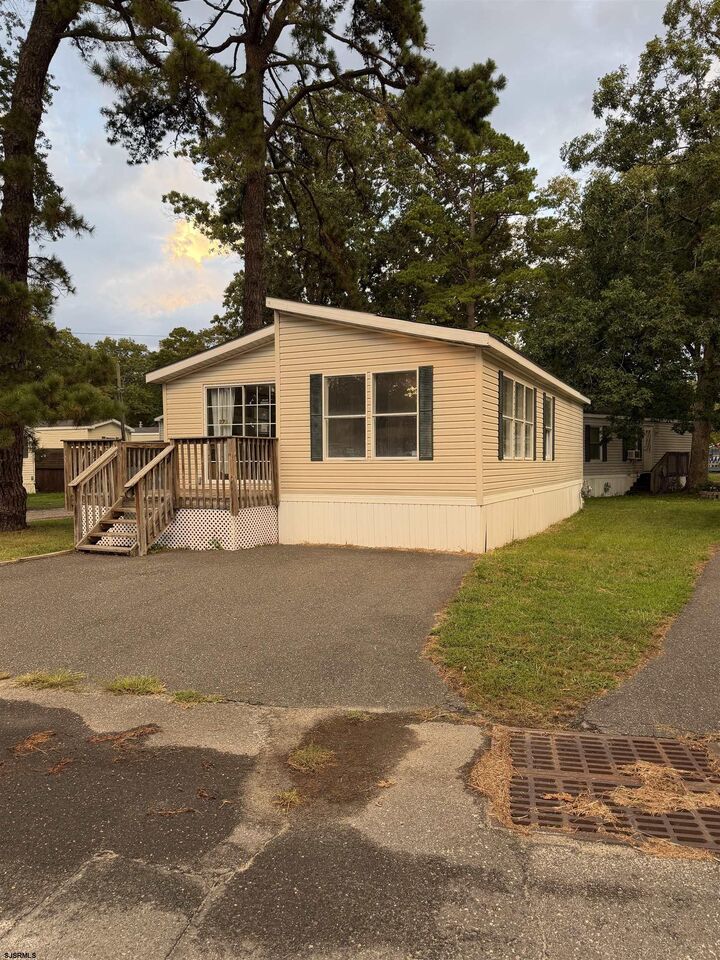 Property Photo:  275 W Park Ave  NJ 08215 