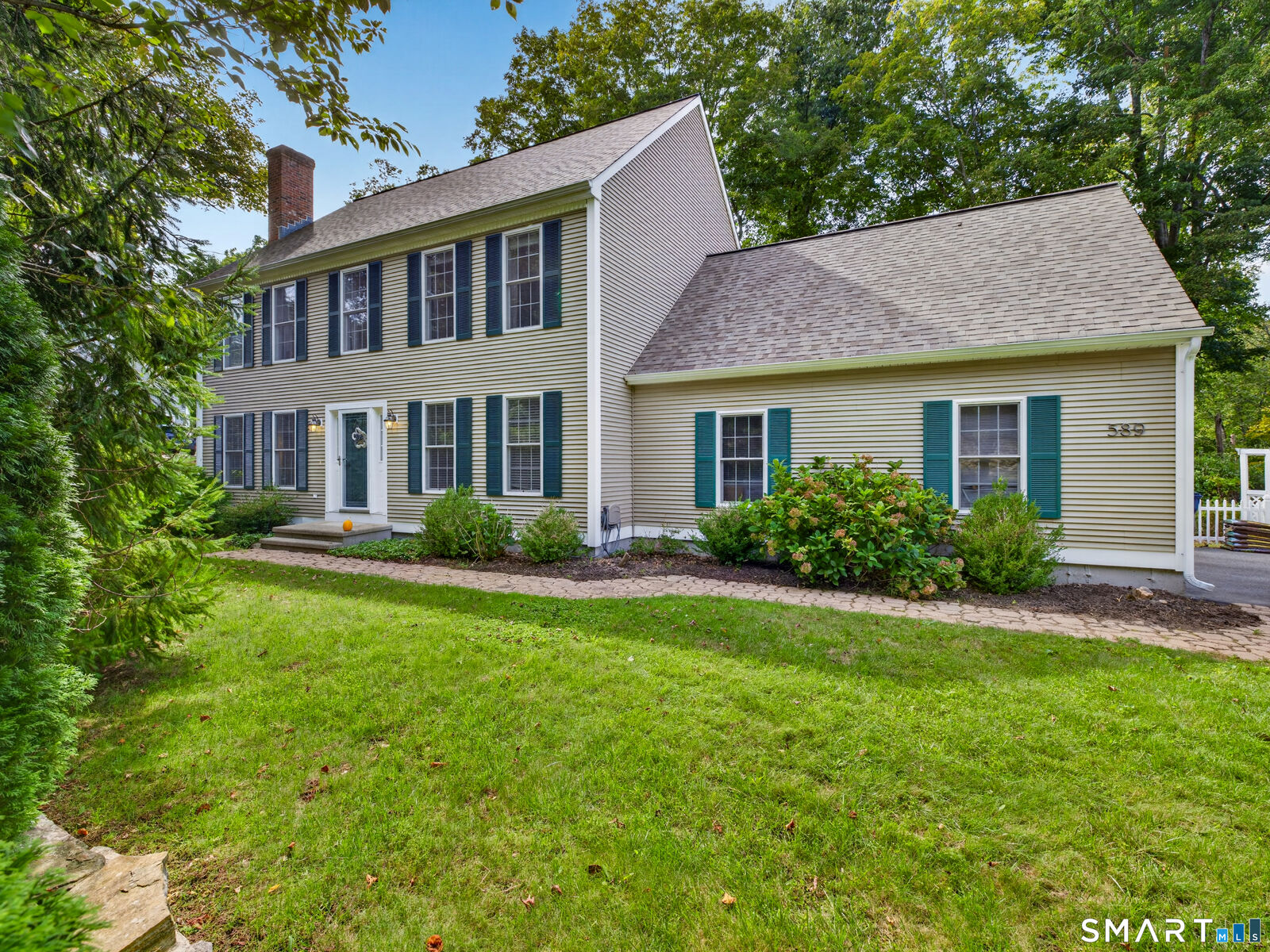 Property Photo:  589 Town Street  CT 06423 