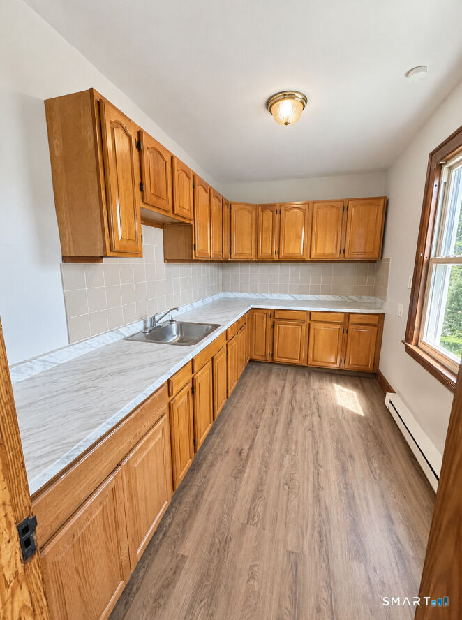 Property Photo:  81 Chambers Street 1  CT 06708 