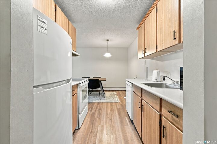 Property Photo: 425 115th Street E 1321 SK S7N 2E5