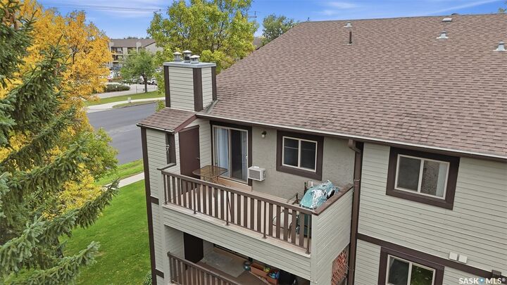 Property Photo:  122 Edinburgh Place 326  SK S7H 5J7 