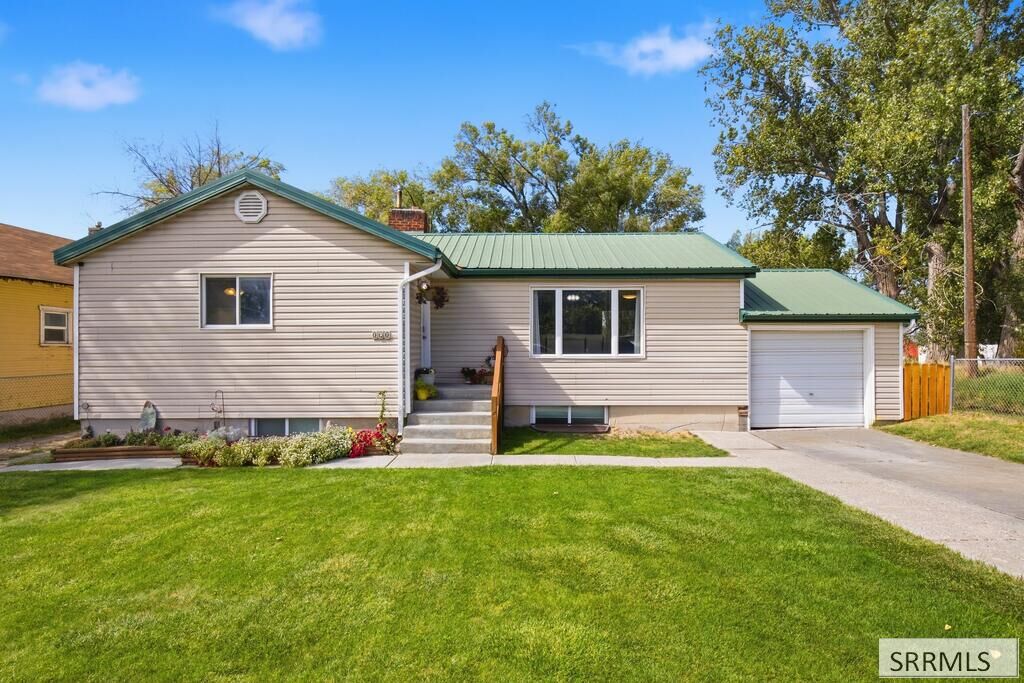 Property Photo:  191 Lilac Street  ID 83221 