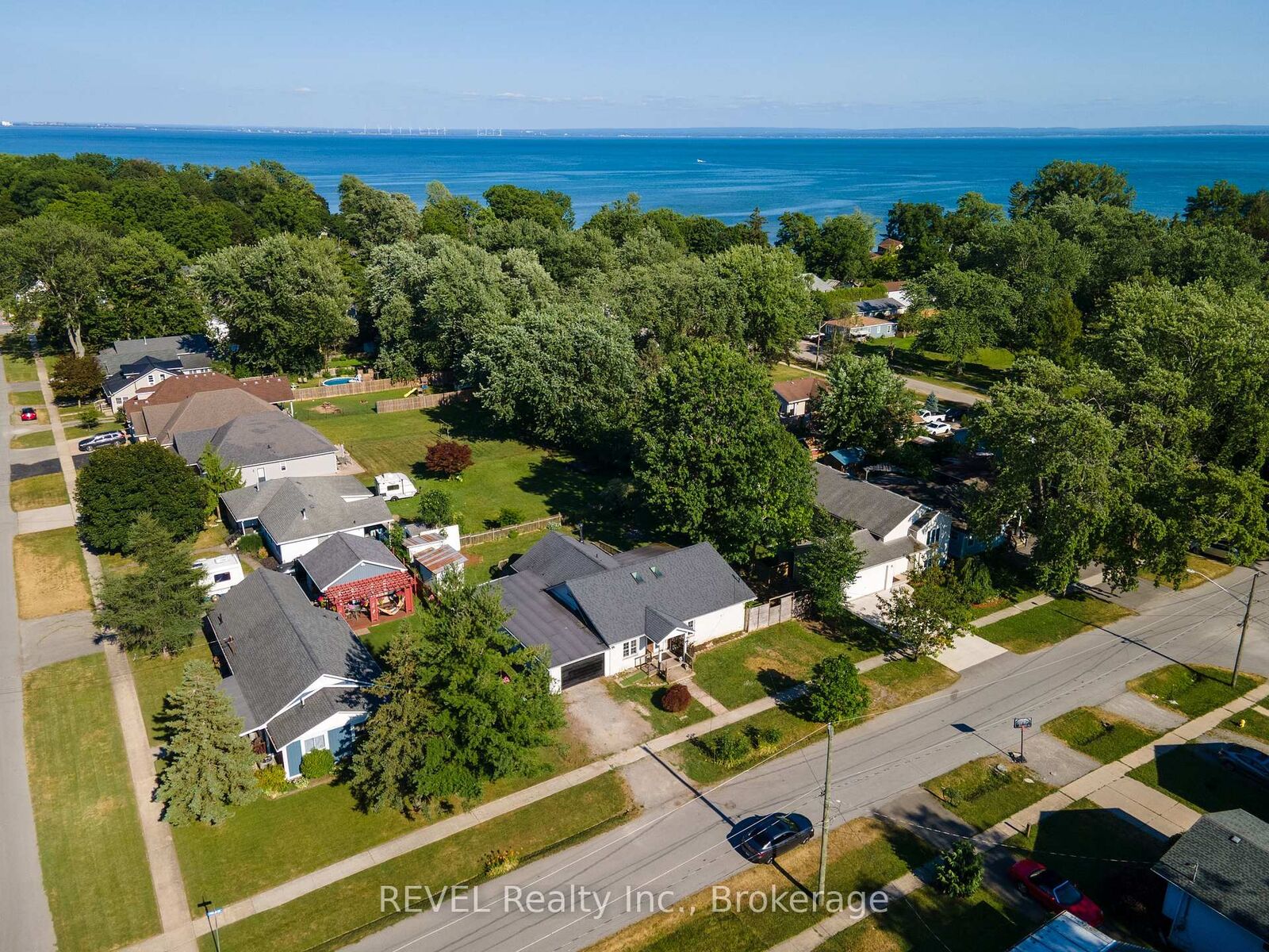Property Photo:  342 Helen Street  ON L0S 1B0 