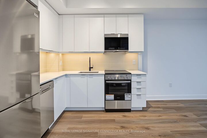 Property Photo:  115 Nipissing Street 1308  ON L9T 1R3 