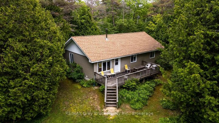 Property Photo:  550 Huron Road N  ON N0H 1X0 