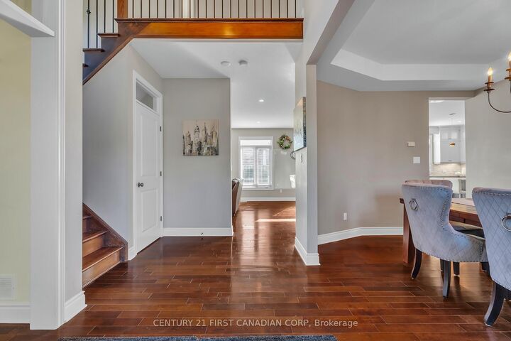Property Photo:  515 Skyline Avenue 55  ON N5X 0H4 