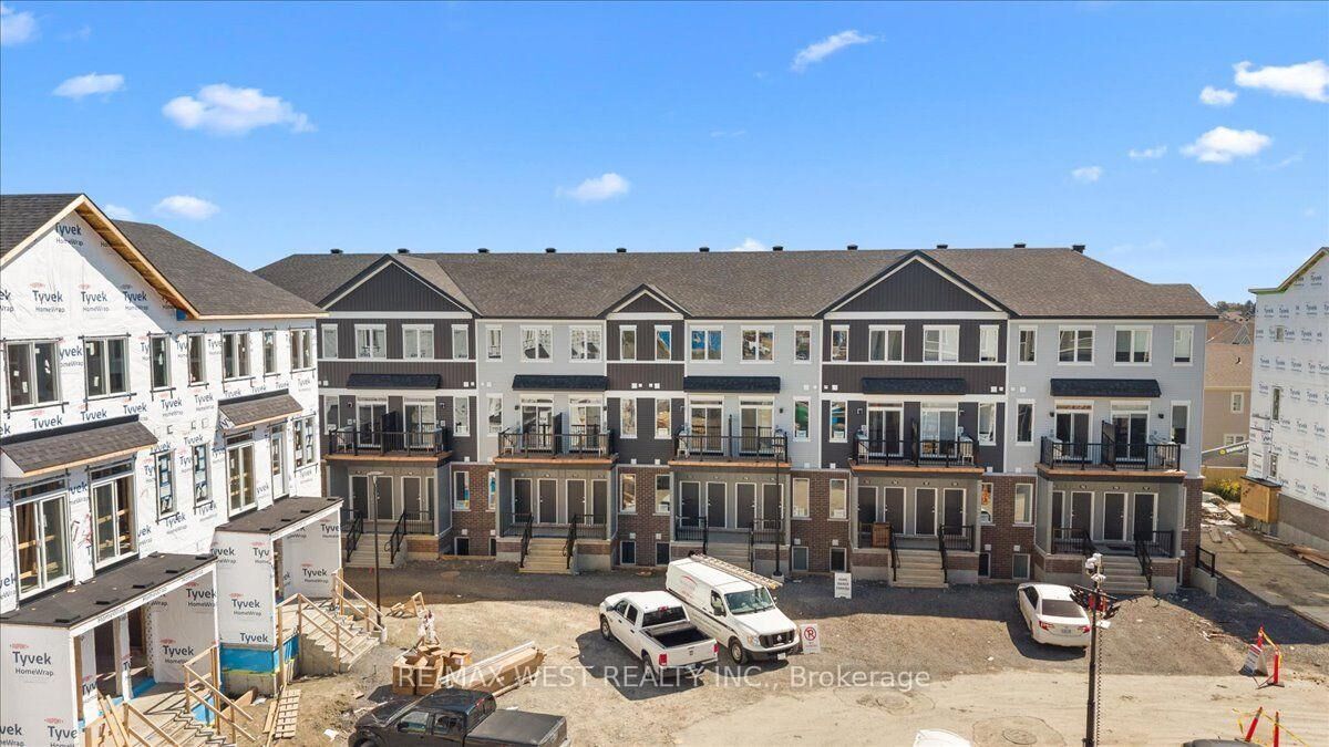 Property Photo:  783 Utopie Private  ON K1W 0M5 