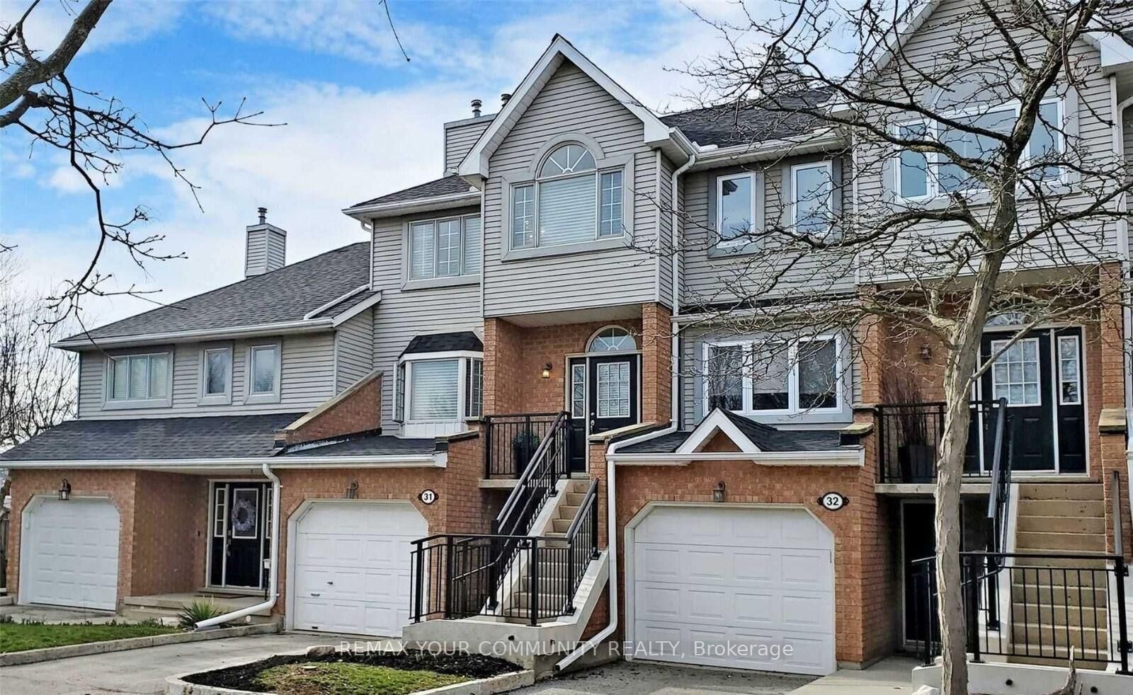 Property Photo: 310 Christopher Drive 31 ON N1P 1B4