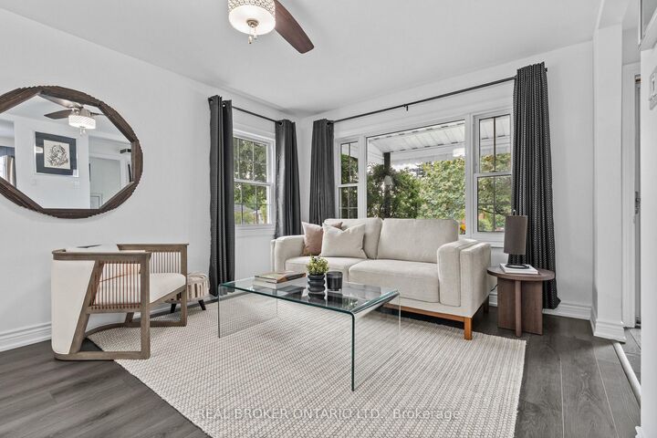 Property Photo:  5 Acorn Avenue  ON M9B 3P7 