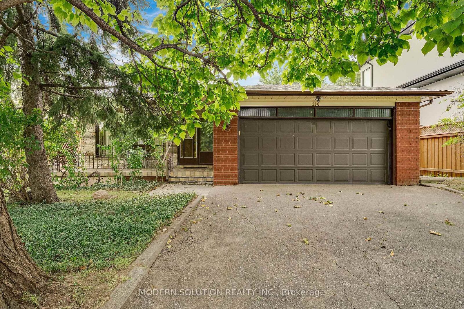 Property Photo:  114 Elmcrest Road  ON M9C 3R9 