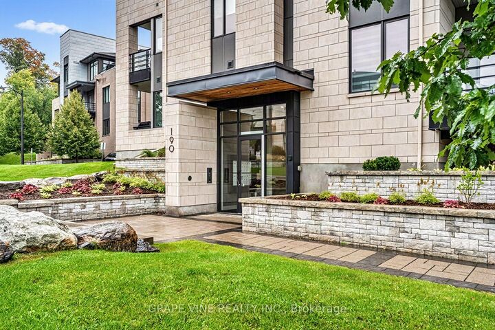 Property Photo:  190 Boundstone Way 105  ON K2T 0M9 