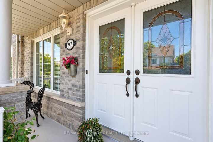 Property Photo:  97 Benjamin Hood Crescent  ON L4K 5M6 
