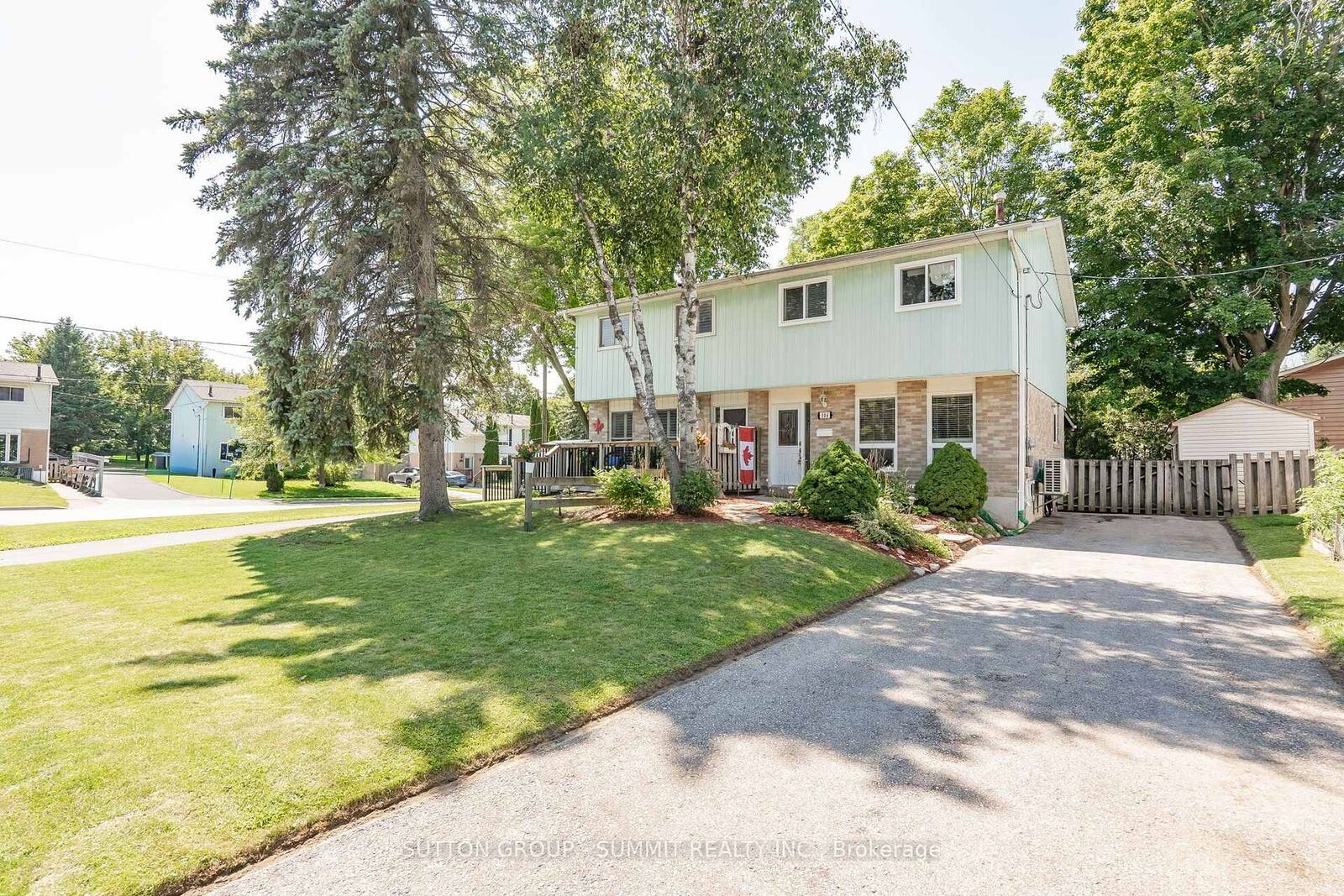 Property Photo:  306 Oakwood Court  ON L3Y 3C8 
