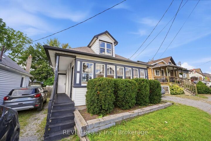 Property Photo:  61 Patricia Street  ON L2V 3V9 