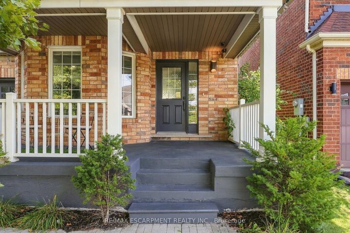 Property Photo:  392 Tonelli Lane  ON L9T 0N4 