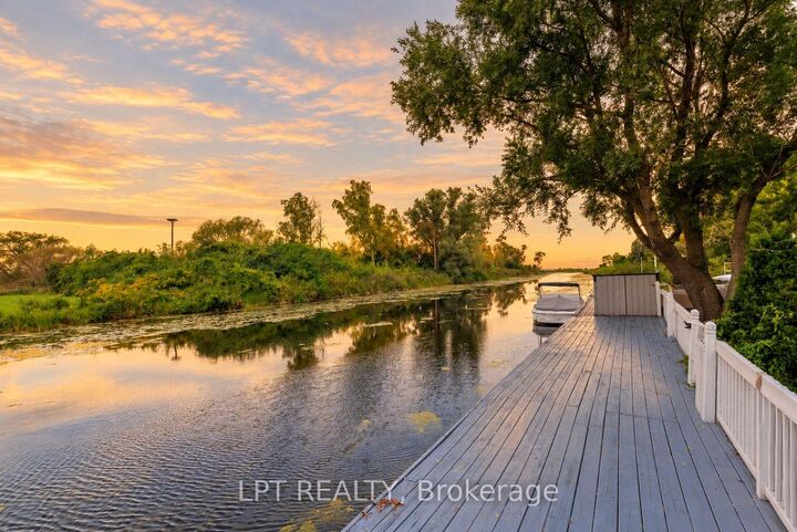 Property Photo:  66 Canal Street  ON L4P 1K5 