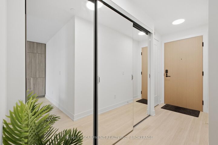 Property Photo: 60 Central Park Road Way 2010 ON M9A 0E6