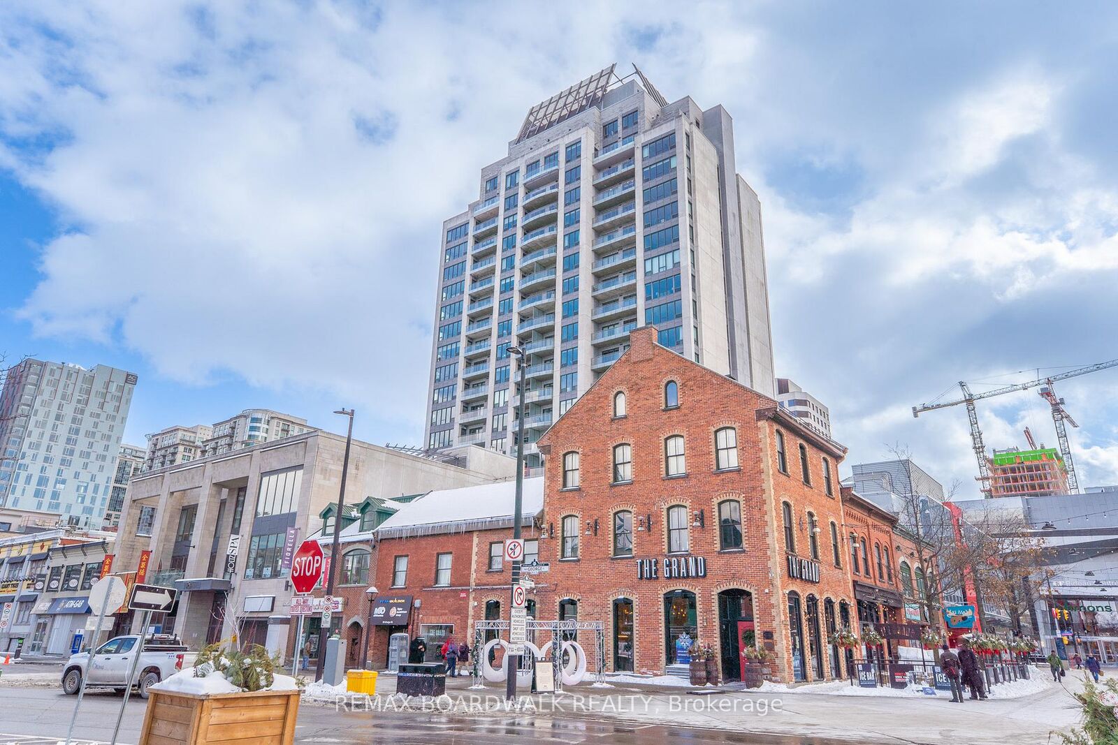 Property Photo:  90 George Street 401  ON K1N 0A8 