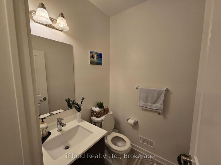 Property Photo: 168 Squire Crescent ON L6H 0L7