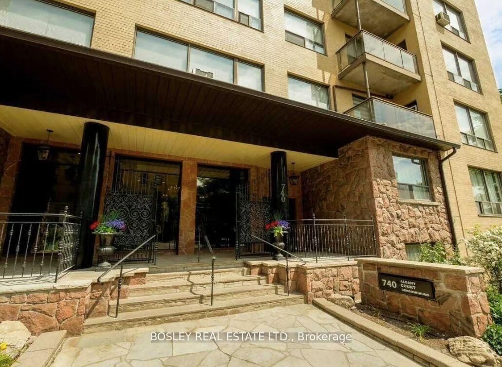 Property Photo:  740 Eglinton Avenue W 108  ON M5N 1C4 
