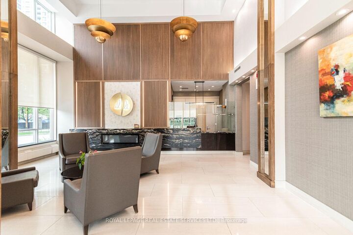Property Photo:  3525 Kariya Drive #2508  ON L5B 0C2 