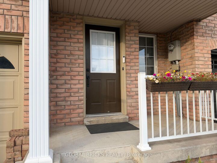 Property Photo: 1049 Kennedy Circle ON L9T 5S5