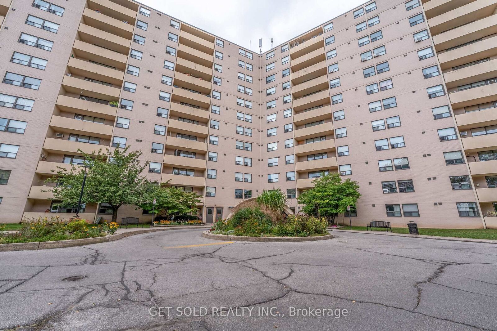 Property Photo:  700 Dynes Road 405  ON L7N 3M2 