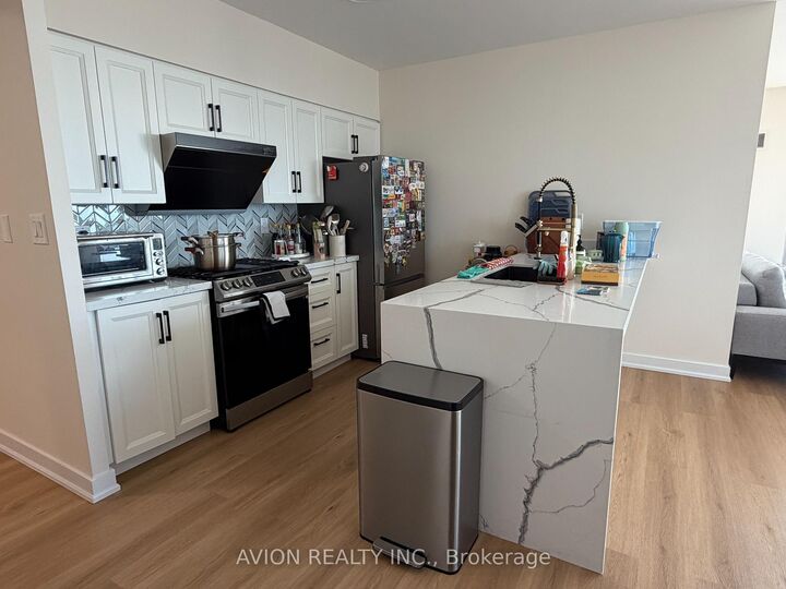 Property Photo:  35 Mariner Terrace 2212  ON M5V 3V9 
