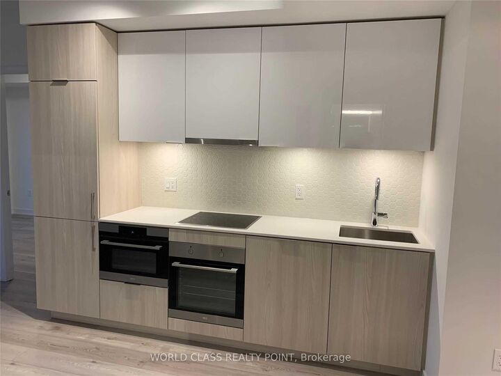 Property Photo:  15 Queens Quay E 1701  ON M5E 0C5 