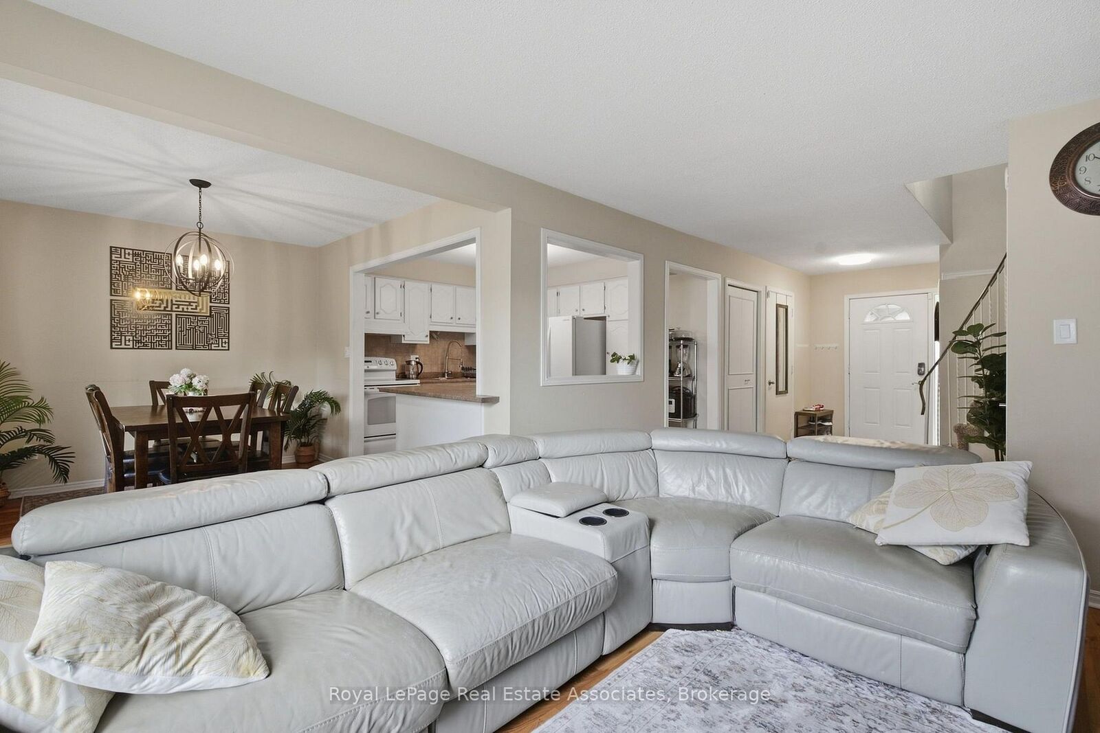 Property Photo:  1693 Attawandaron Road 1917  ON N6G 3M7 