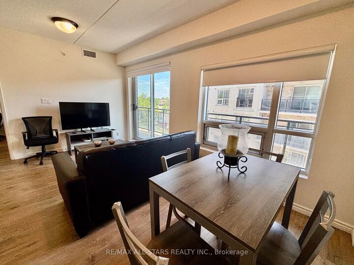 Property Photo:  275 Larch Street 307  ON N2L 3R2 