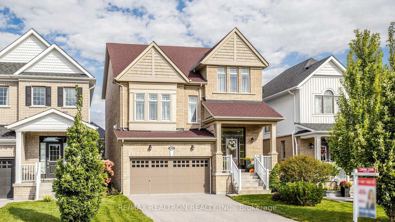 Property Photo:  165 Sharpe Crescent  ON L0G 1W0 