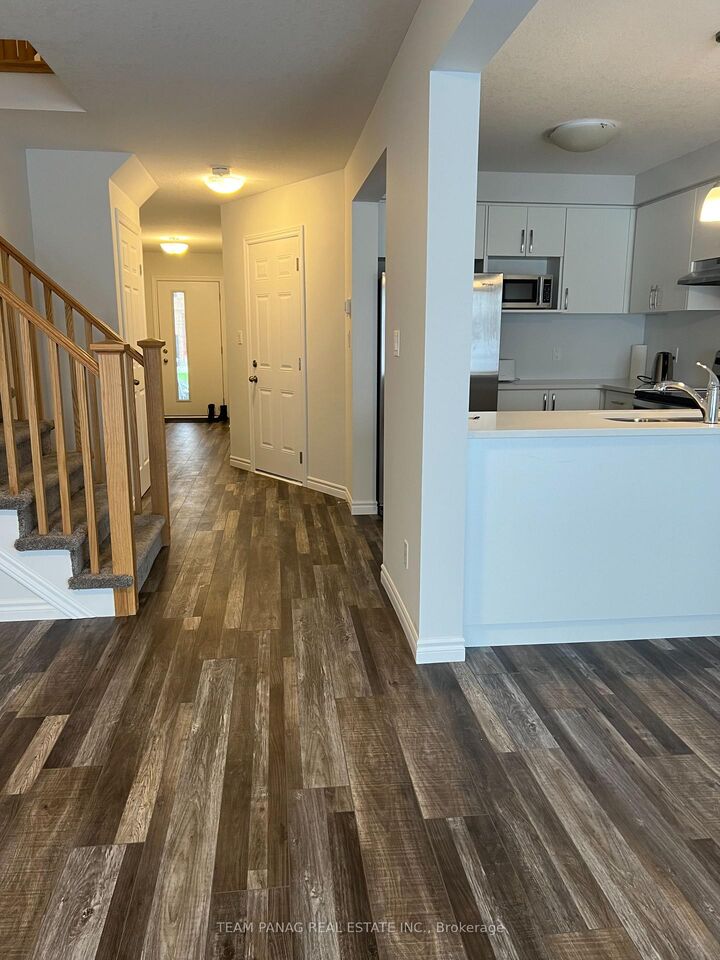 Property Photo:  299 Bradshaw Drive  ON N5A 0C8 