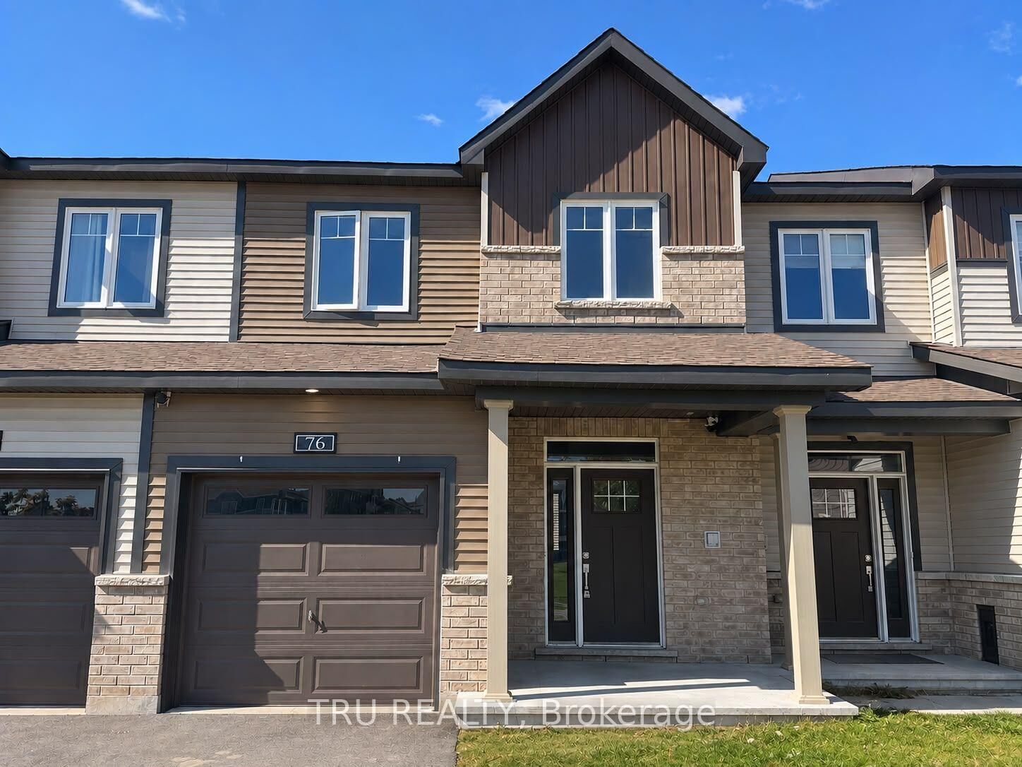 Property Photo:  76 Osler Street  ON K2W 0M1 