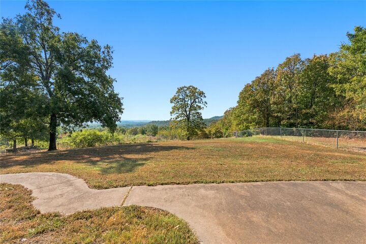 Property Photo: 6261 E 53rd Street S OK 74403