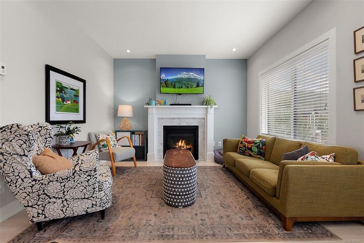 Property Photo:  2805 Lunar Crt  BC V9B 4M2 