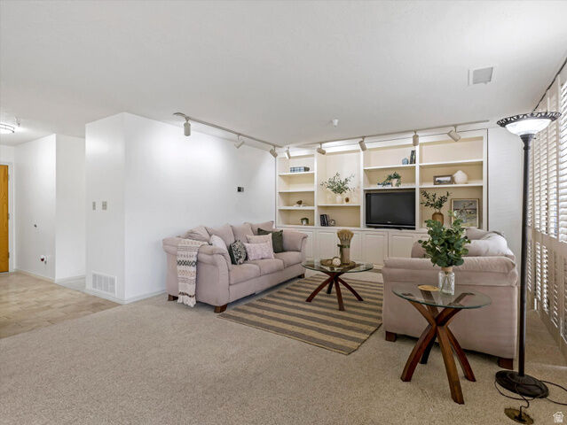 Property Photo:  560 E South Temple 508  UT 84102 