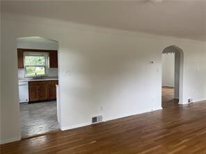 Property Photo:  249 Cirbus Ln  PA 15146 