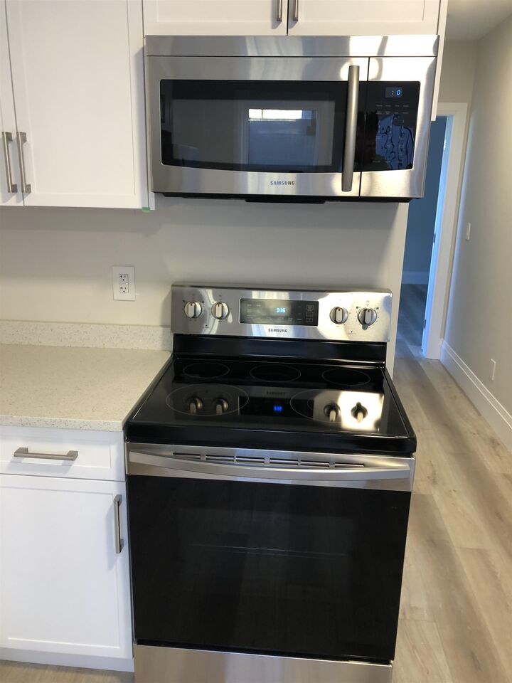 Property Photo:  16539 8th Avenue  BC V4A 9C1 