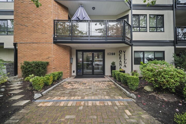 Property Photo:  1280 Fir Street 310  BC V4B 4B1 