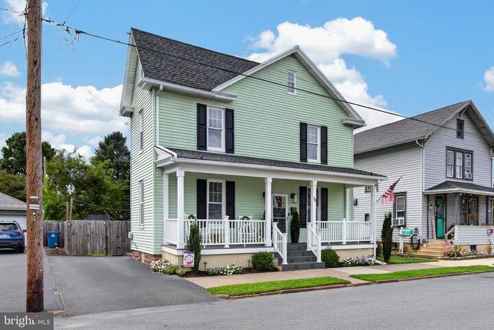 Property Photo:  54 Prospect Street  PA 17036 
