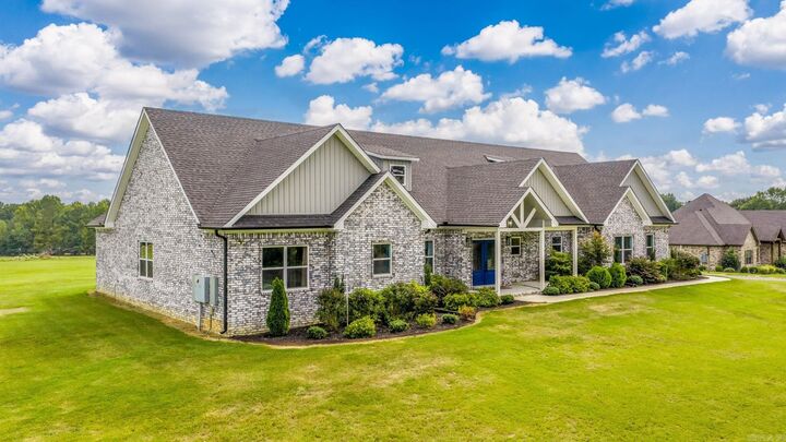 Property Photo:  153 Cordell  AR 72012 