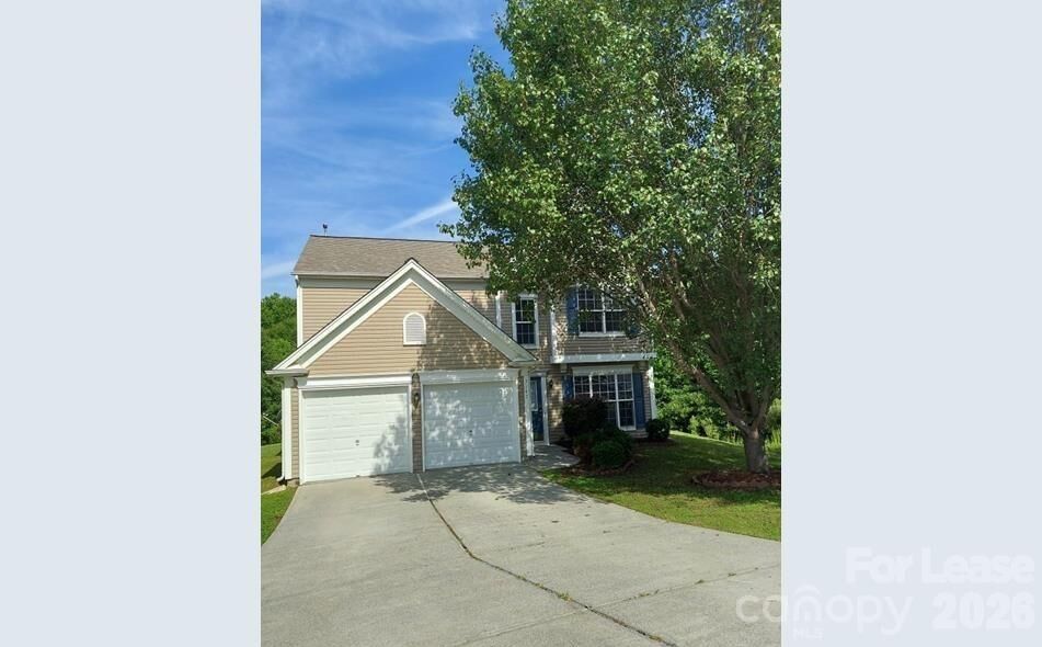 Property Photo:  3147 Old Ironside Drive  NC 28213 
