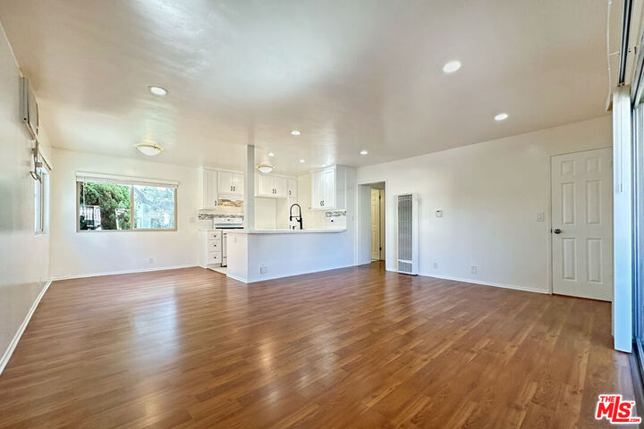 Property Photo:  3161 Perlita Ave, Unit 1  CA 90039 